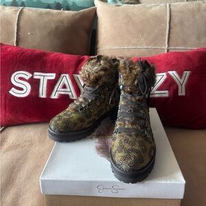 Jessica Simpson Stylish Women's Leopard Print Fur-Lined Rhinestone Boots